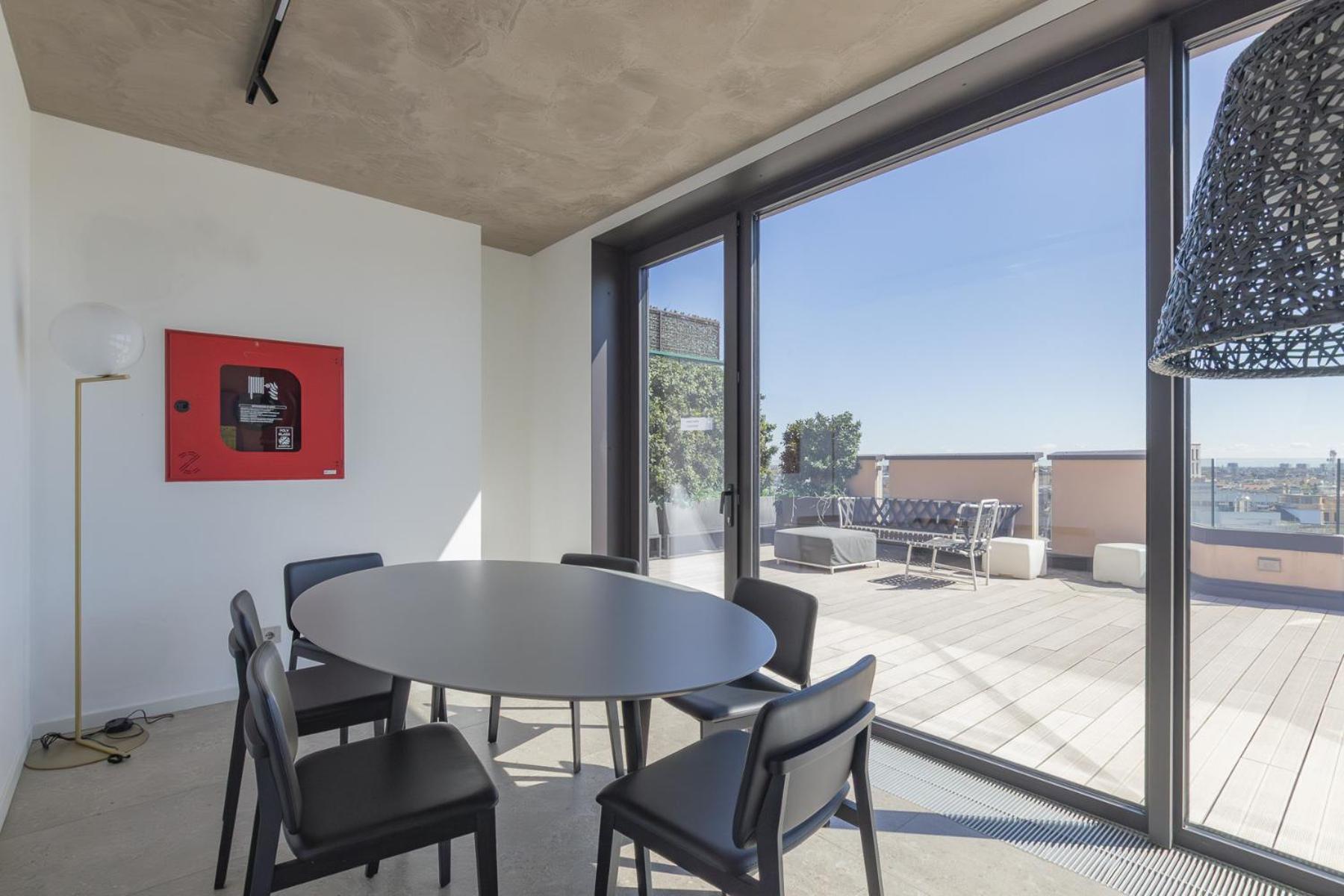 San Babila Tower With Panoramic Terrace Overlooking Duomo By Rentopolis Appartement Milan