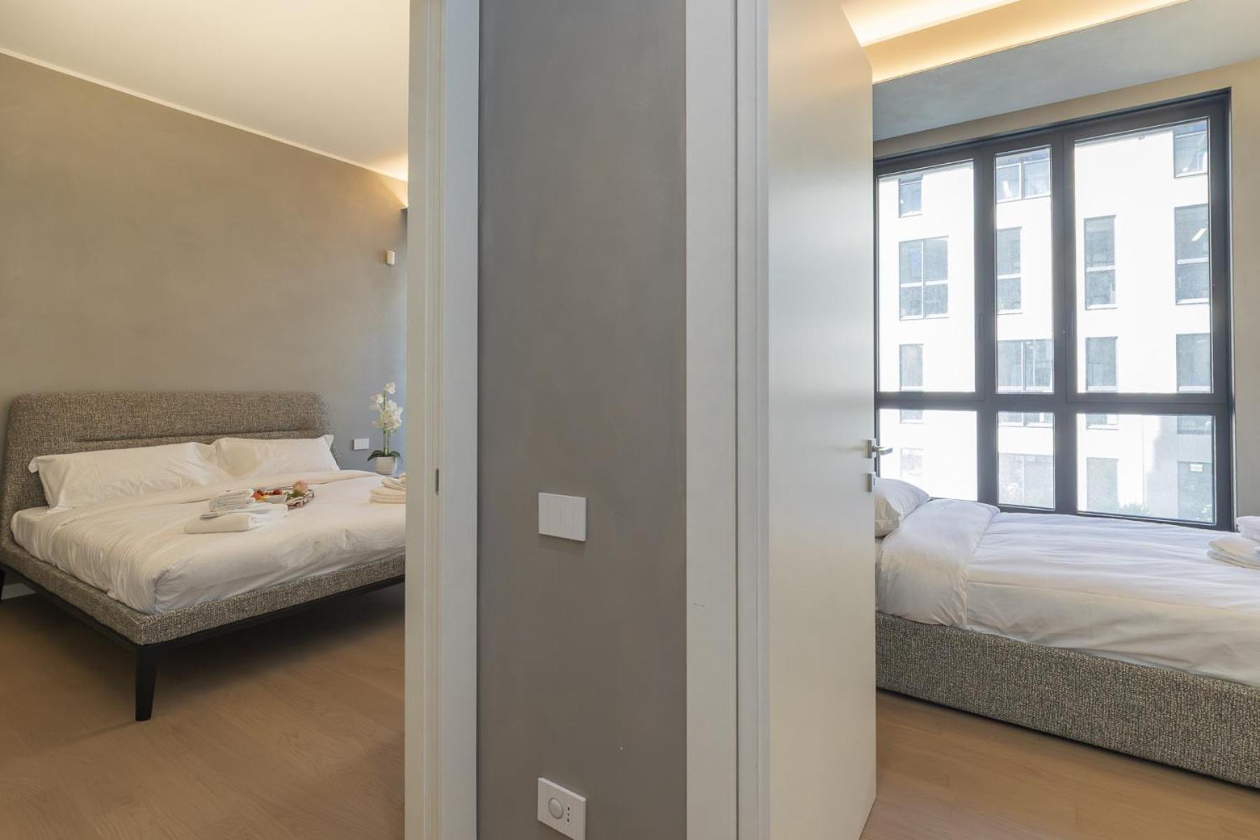 San Babila Tower With Panoramic Terrace Overlooking Duomo By Rentopolis Appartement